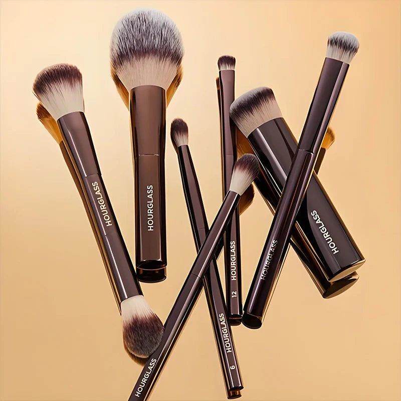 Hourglass Travel Brush Set